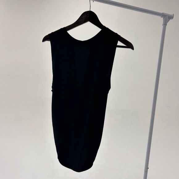 Fabletics workout tank - Picture 2 of 2